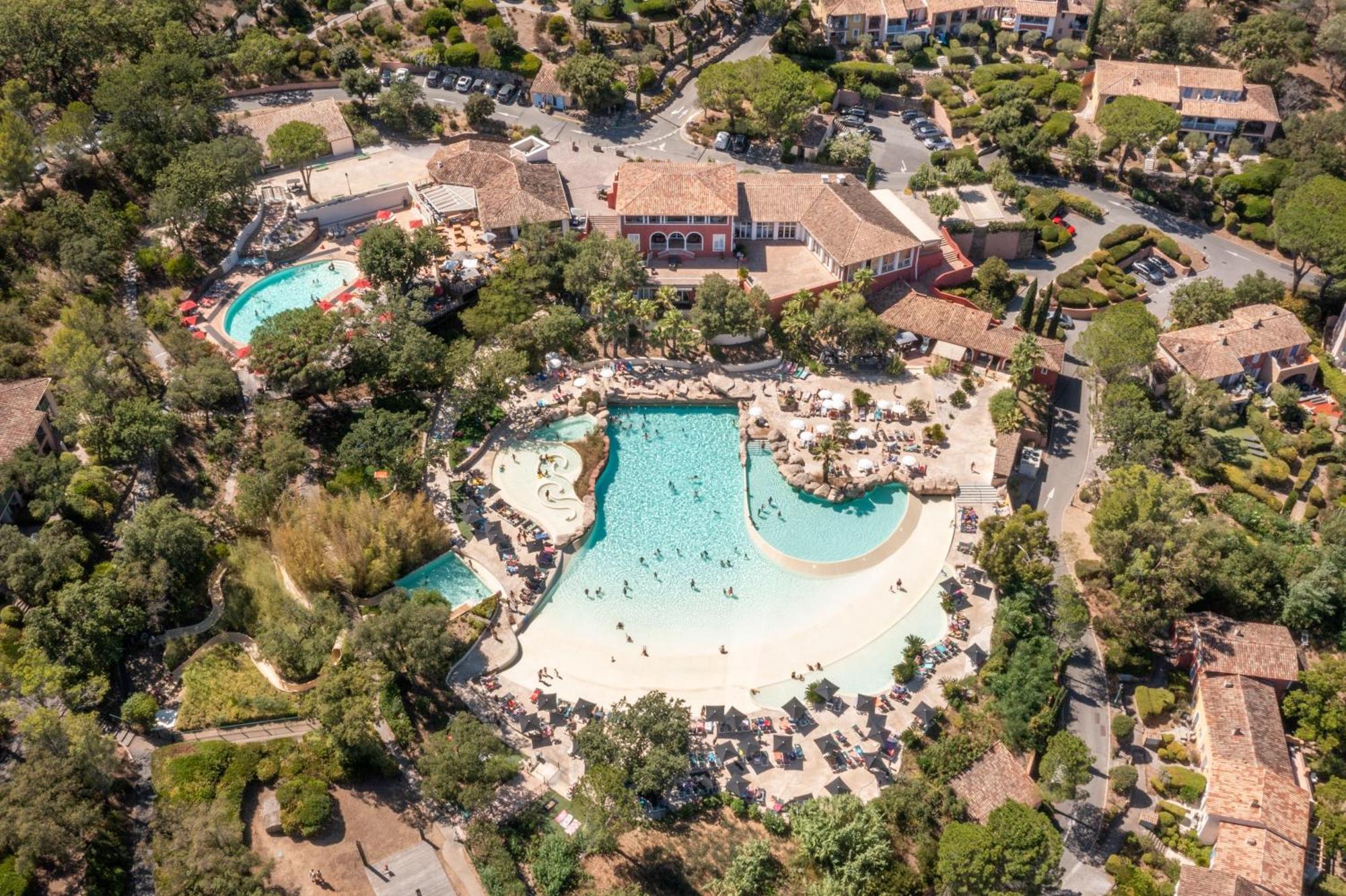 Résidence Pierre&Vacances Les Restanques du Golfe de Saint-Tropez Grimaud Exterior foto