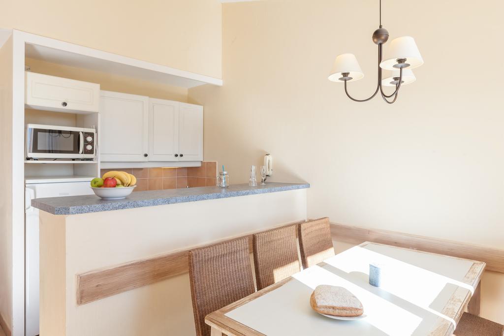 Résidence Pierre&Vacances Les Restanques du Golfe de Saint-Tropez Grimaud Habitación foto